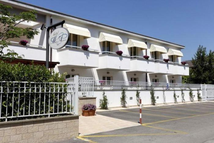 Hotel Mare Azzurro Террачина Экстерьер фото